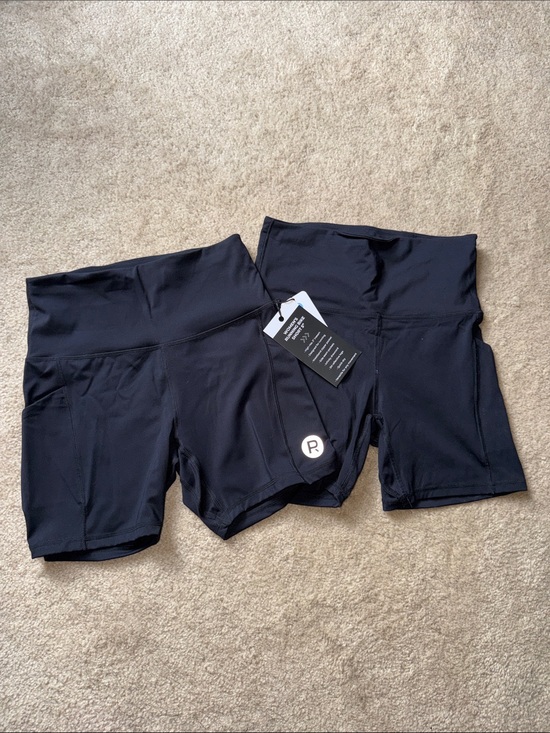 Sky Pants - Running Bike Shorts Half Tights Sky brand NWT High-Rise Women’s Size Small